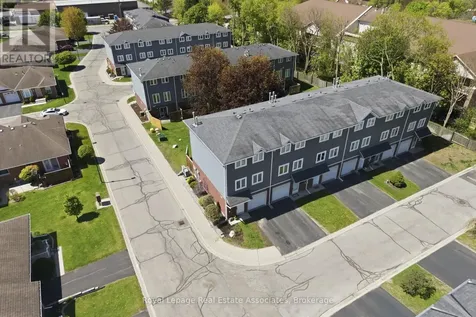 50A Harris Avenue Brantford ON N3R 2E9