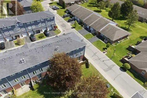 50A Harris Avenue Brantford ON N3R 2E9