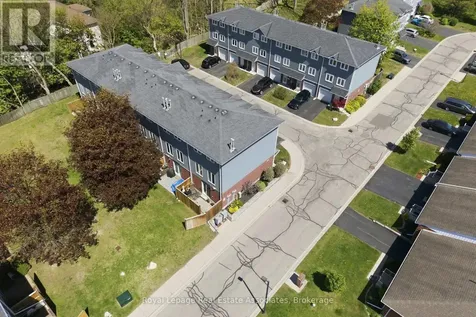 50A Harris Avenue Brantford ON N3R 2E9