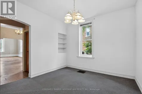 125 Charles Street Carleton Place ON K7C 2Y4