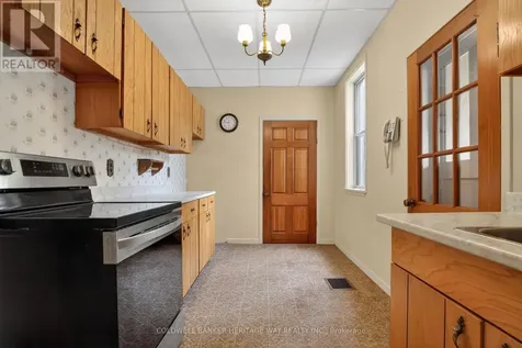 125 Charles Street Carleton Place ON K7C 2Y4