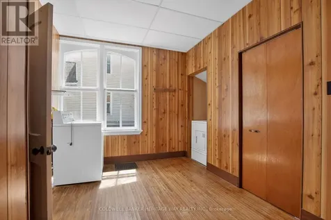 125 Charles Street Carleton Place ON K7C 2Y4