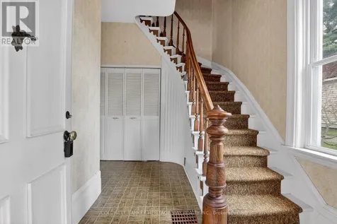 125 Charles Street Carleton Place ON K7C 2Y4