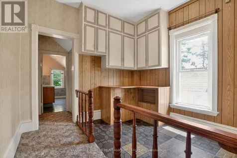 125 Charles Street Carleton Place ON K7C 2Y4