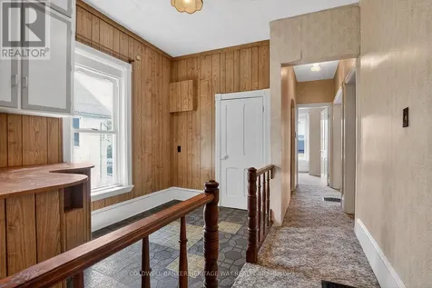125 Charles Street Carleton Place ON K7C 2Y4