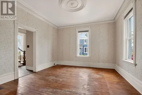 125 Charles Street Carleton Place ON K7C 2Y4