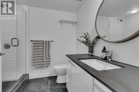 354 Gladstone Avenue Ottawa ON K2P 0R4