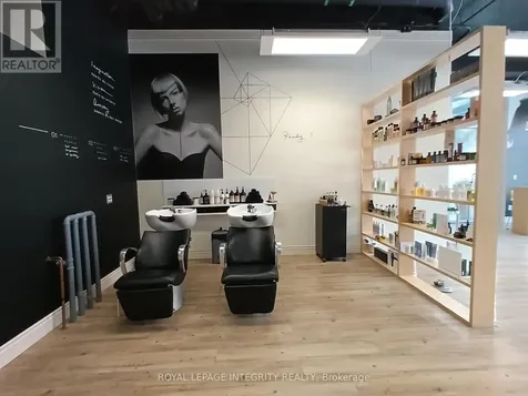100 Murray Street Ottawa ON K1N 0A1