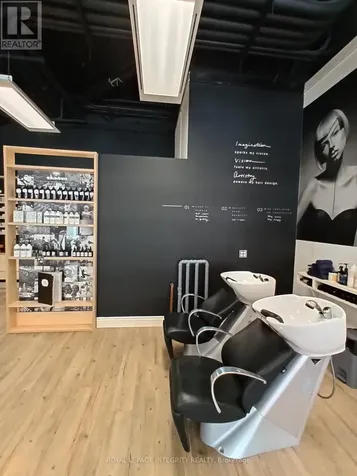 100 Murray Street Ottawa ON K1N 0A1