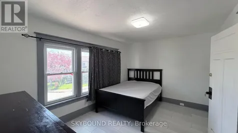 5113 St Lawrence Avenue Niagara Falls (downtown) ON L2E 3Y9
