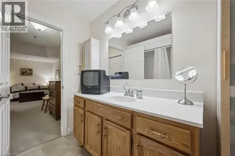 1009 Queenston Road Cambridge ON N3H 3K7
