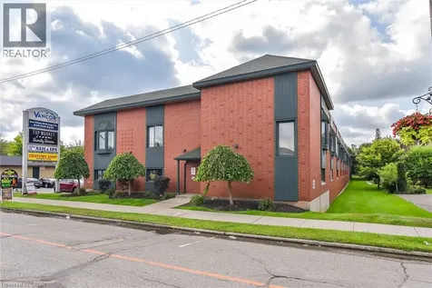 1009 Queenston Road Cambridge ON N3H 3K7