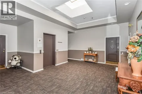 1009 Queenston Road Cambridge ON N3H 3K7