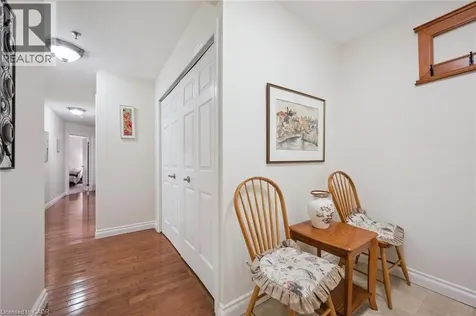 1009 Queenston Road Cambridge ON N3H 3K7