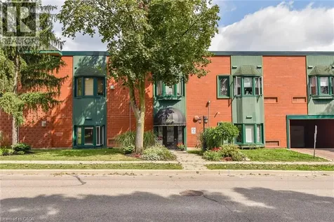 1009 Queenston Road Cambridge ON N3H 3K7