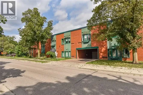 1009 Queenston Road Cambridge ON N3H 3K7