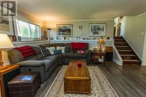 1399 Littleton Street Richards Landing ON P0R 1J0