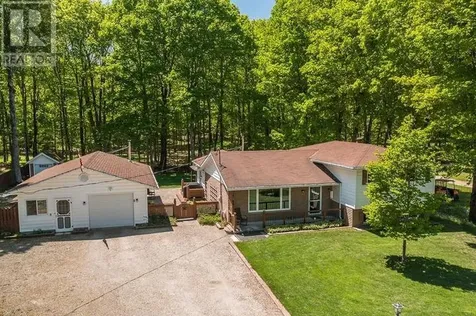 1399 Littleton Street Richards Landing ON P0R 1J0