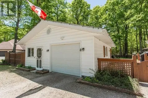 1399 Littleton Street Richards Landing ON P0R 1J0