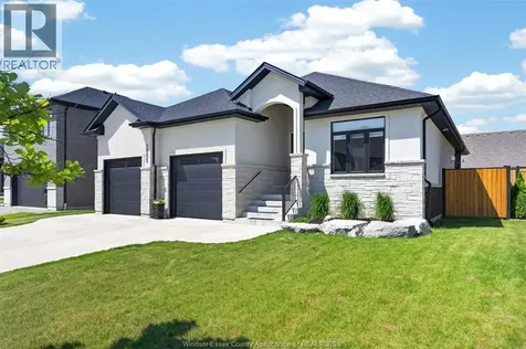 1505 Clearwater Windsor ON N8P 0E9