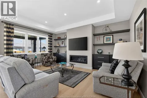 1505 Clearwater Windsor ON N8P 0E9
