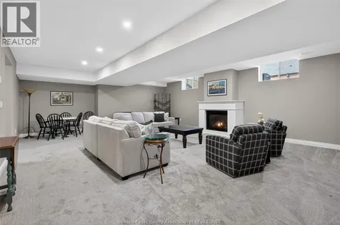 1505 Clearwater Windsor ON N8P 0E9