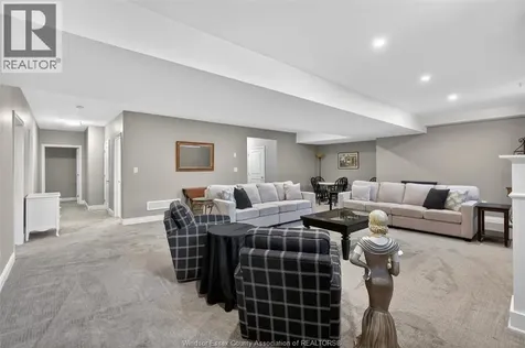 1505 Clearwater Windsor ON N8P 0E9