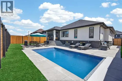1505 Clearwater Windsor ON N8P 0E9
