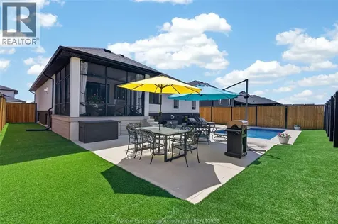 1505 Clearwater Windsor ON N8P 0E9