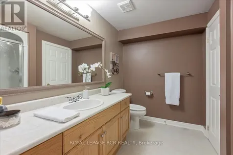 40 Bella Vista Trail New Tecumseth ON L9R 3C6