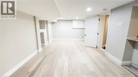 1546 King Street East Kitchener ON N2G 2P1