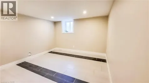 1546 King Street East Kitchener ON N2G 2P1