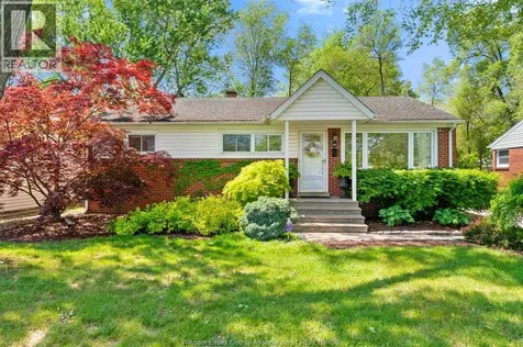 3155 Virginia Park Avenue Windsor ON N9E 2C1