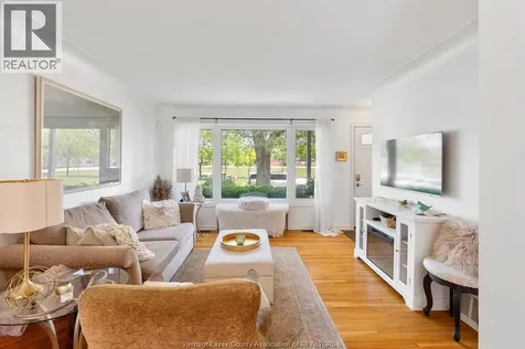 3155 Virginia Park Avenue Windsor ON N9E 2C1
