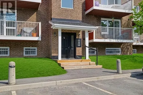 1589 St Bernard Street Ottawa ON K1T 3H7