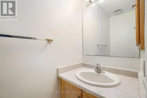82 Nestow Drive Ottawa ON K2G 4L8