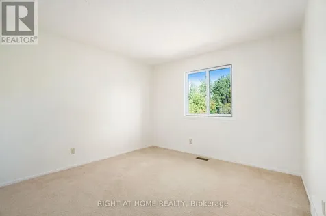 82 Nestow Drive Ottawa ON K2G 4L8