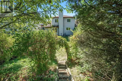 82 Nestow Drive Ottawa ON K2G 4L8