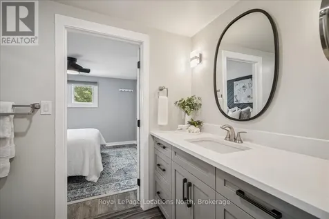 29 69th Street North Wasaga Beach ON L9Z 1T9