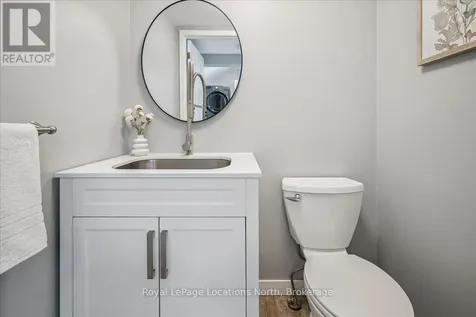 29 69th Street North Wasaga Beach ON L9Z 1T9