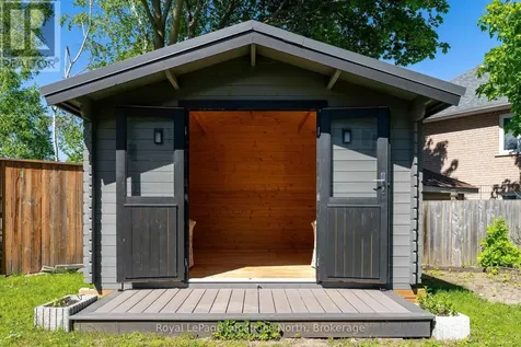 29 69th Street North Wasaga Beach ON L9Z 1T9
