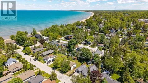 29 69th Street North Wasaga Beach ON L9Z 1T9