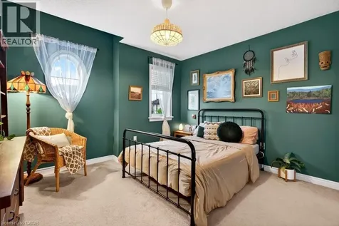7 Summerwind Drive Hamilton ON L9B 0E5