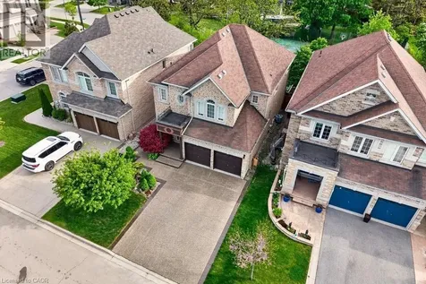 7 Summerwind Drive Hamilton ON L9B 0E5