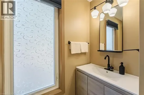 74 Lynnwood Avenue Simcoe ON N3Y 2V6
