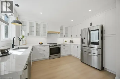 11 Wessenger Drive Barrie ON L4N 8R8