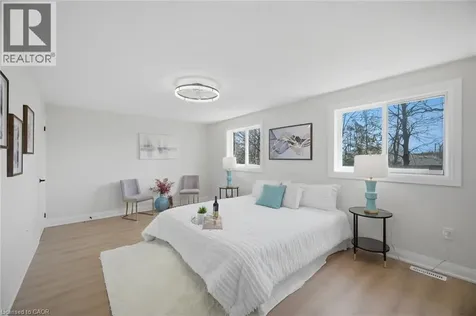11 Wessenger Drive Barrie ON L4N 8R8