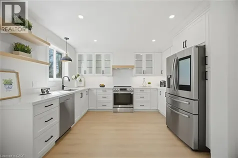 11 Wessenger Drive Barrie ON L4N 8R8