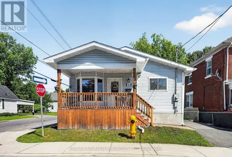 403 3rd Street East Cornwall ON K6H 2E6