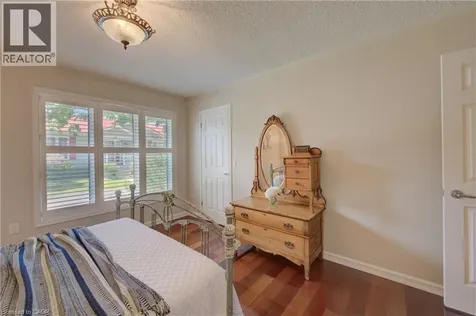 137 Wesley Crescent Waterloo ON N2J 4G8